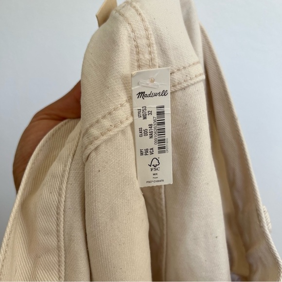 Madewell- NWT Denim Dempsey Shorts in Vintage Canvas Wash- Size 32 - Picture 9 of 9